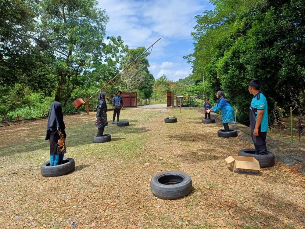 Hotel Lemuni Retreat & Training Centre - Kerling, Selangor Extérieur photo